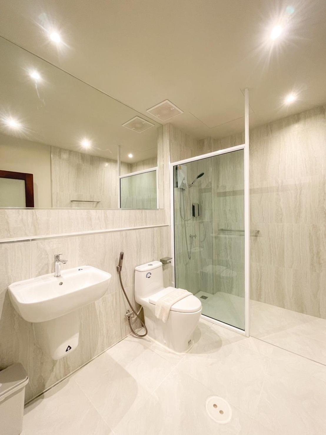 Aoboun House Bangsaen บ้านโอบอุ่น บางแสน Extérieur photo