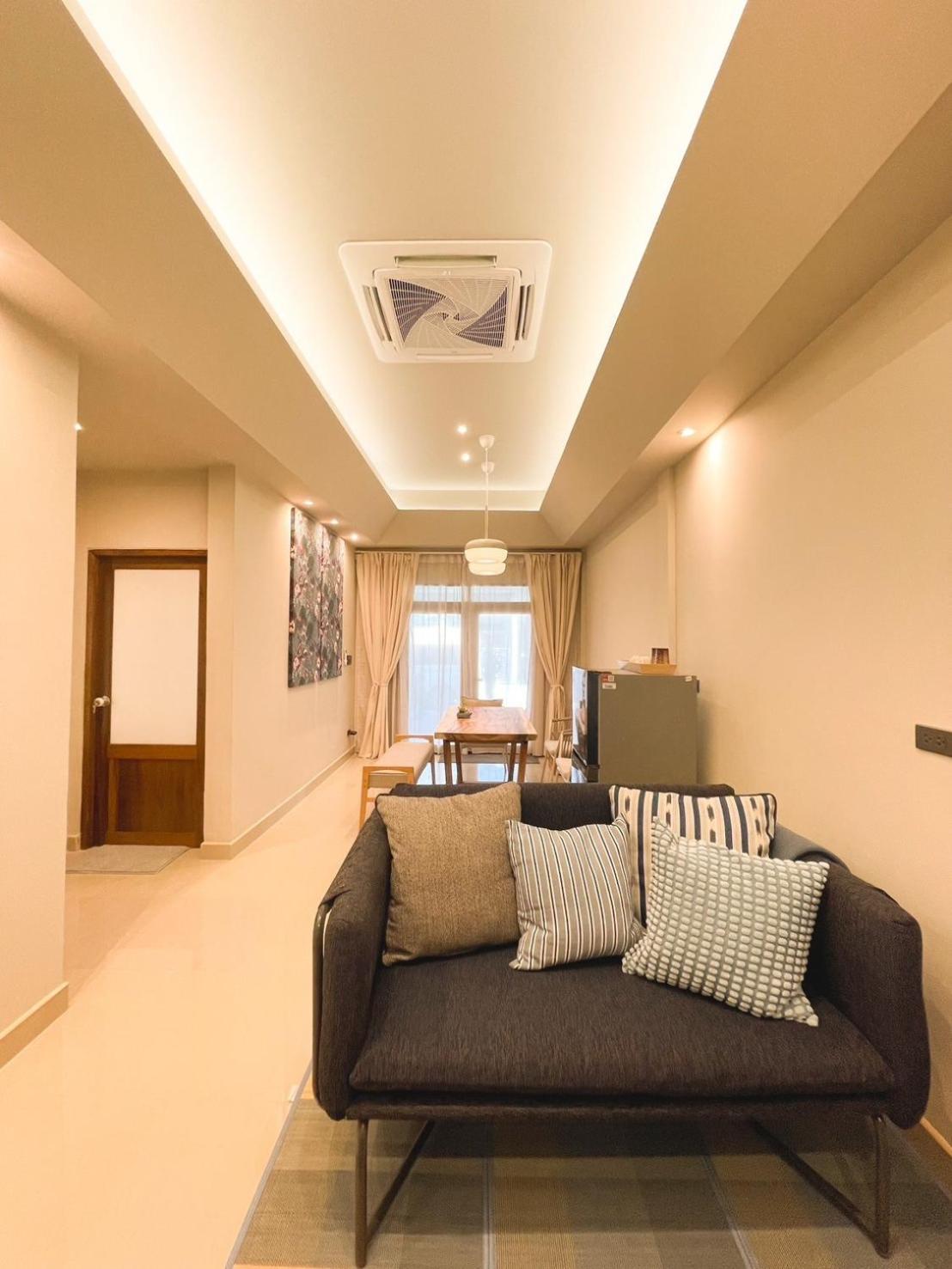 Aoboun House Bangsaen บ้านโอบอุ่น บางแสน Extérieur photo